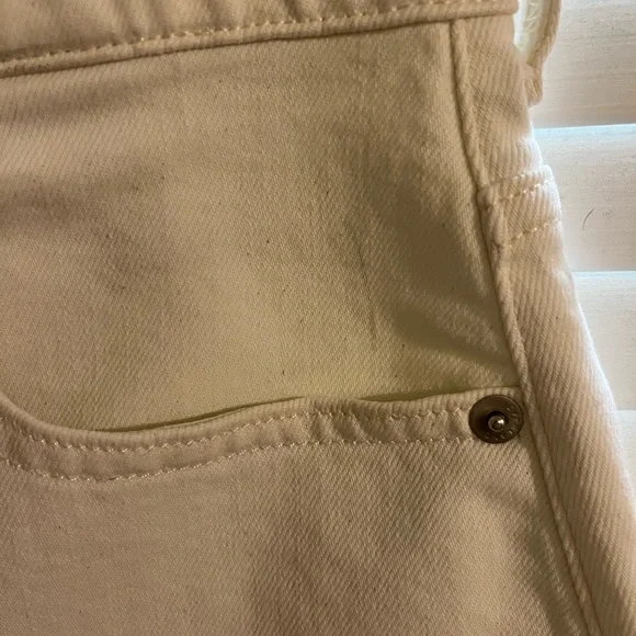 Everlane Way High Curve Jean in Ecru - Picture 7 of 8